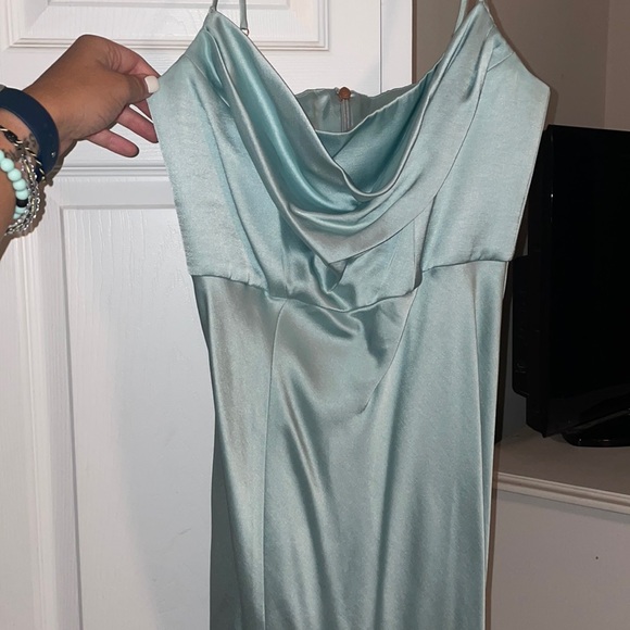 FLOOR LENGTH x SCOOP NECK MINT GREEN DRESS - Picture 2 of 4